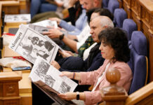 Las Cortes de CLM se tiñen de morado en su jornada de ‘Puertas Abiertas’ con una visita guiada enfocada al Día Internacional de las Mujeres