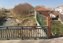 Un colegio de una localidad cercana a Toledo es desalojado por la crecida de un arroyo