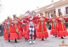 Tomelloso vibra con un espectacular Desfile Nacional de Carrozas y Comparsas