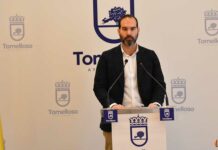 De Sebastián critica los ataques del PSOE: “Las goteras del Pabellón San José demuestran la mala gestión y supervisión de la obra desde sus orígenes”