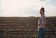 Mujeres rurales: Raíces de resiliencia y esperanza