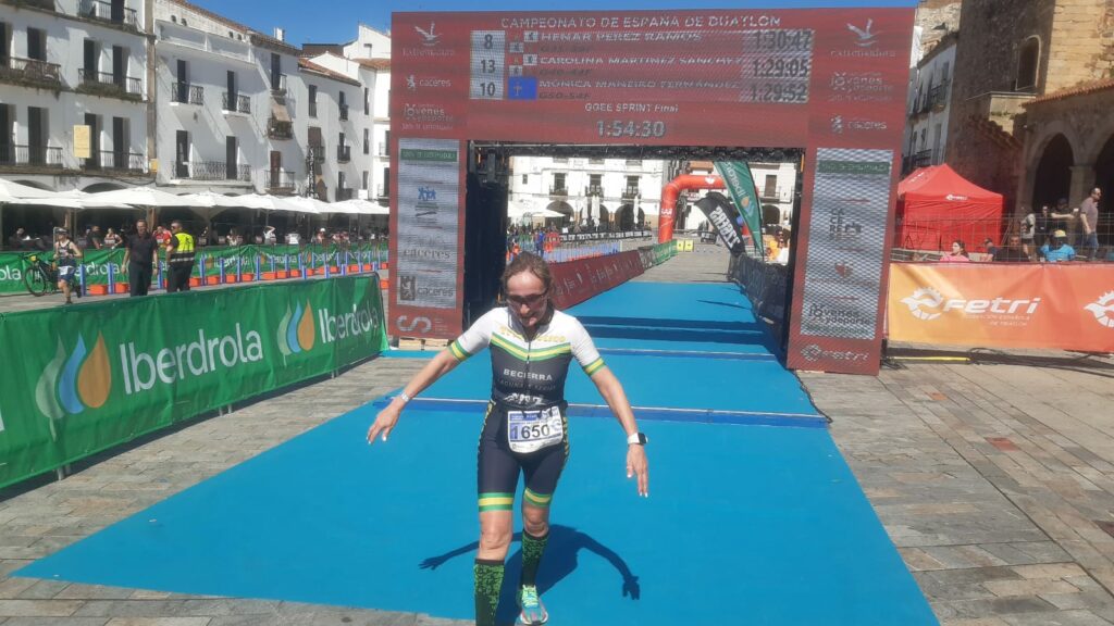 ramoni becerra bronce campeonato espana duatlon 3