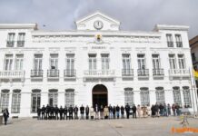 Tomelloso guarda un minuto de silencio en memoria de las víctimas del terrorismo y de los fallecidos del 11M