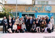 Su Majestad la Reina se reúne con jóvenes del Consejo Asesor de Infancia y Adolescencia de UNICEF España y con el Patronato de la organización