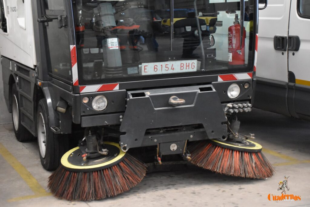 sdos nuevas maquinas limpieza viaria tomelloso
