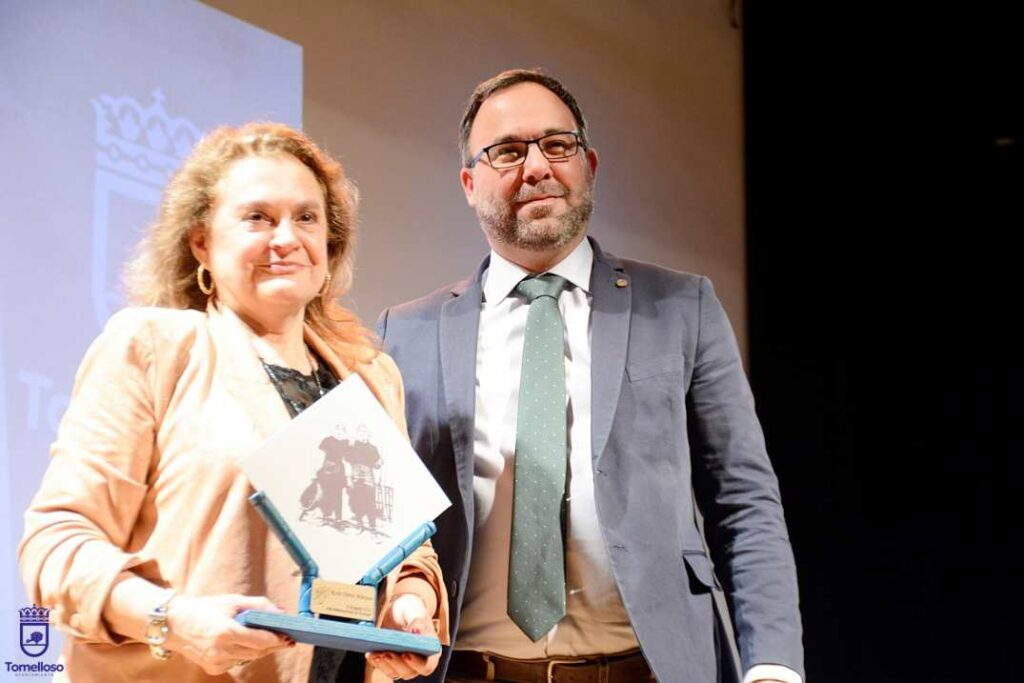 trabajadoras ies eladio reciben premio terreras 11