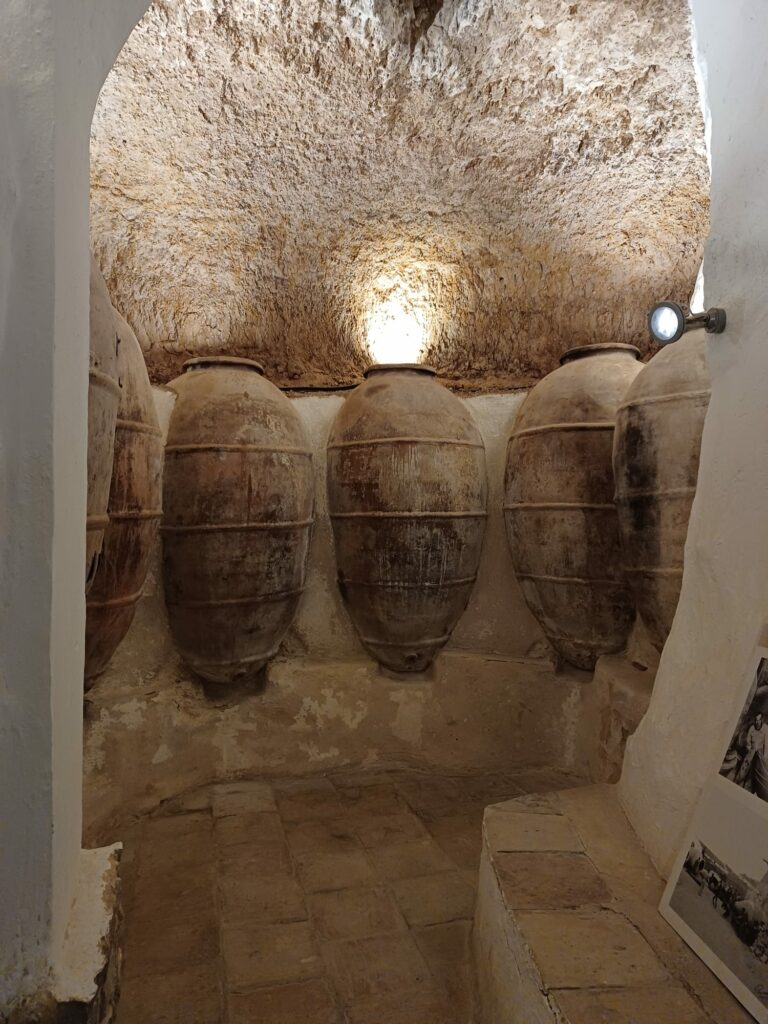 un viaje desde las cuevas de tomelloso a las cuevas de utiel 12