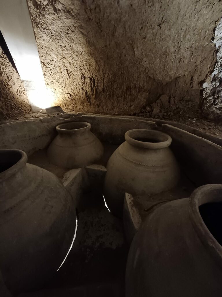 un viaje desde las cuevas de tomelloso a las cuevas de utiel 15