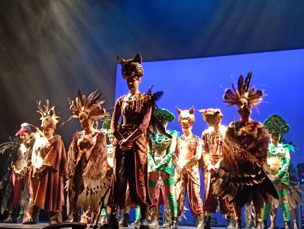 “La Unión" de Porzuna triunfa en la III Gala Drag Queen “La Gran Drag Show 2025” del Carnaval de Ciudad Real