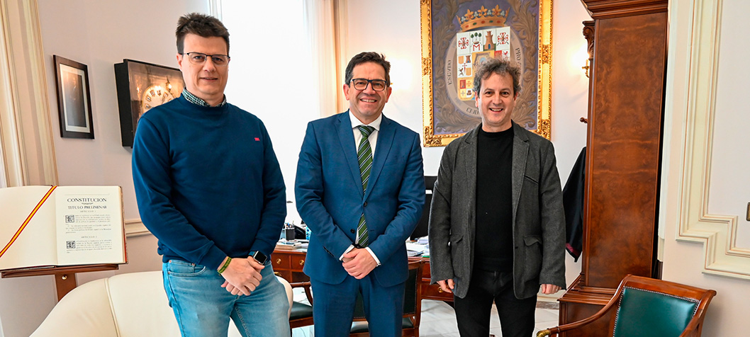 Valverde ofrece la colaboración de la Diputación de Ciudad Real para abordar diferentes proyectos de la Orquesta Filarmónica de la Mancha “OFMAN”