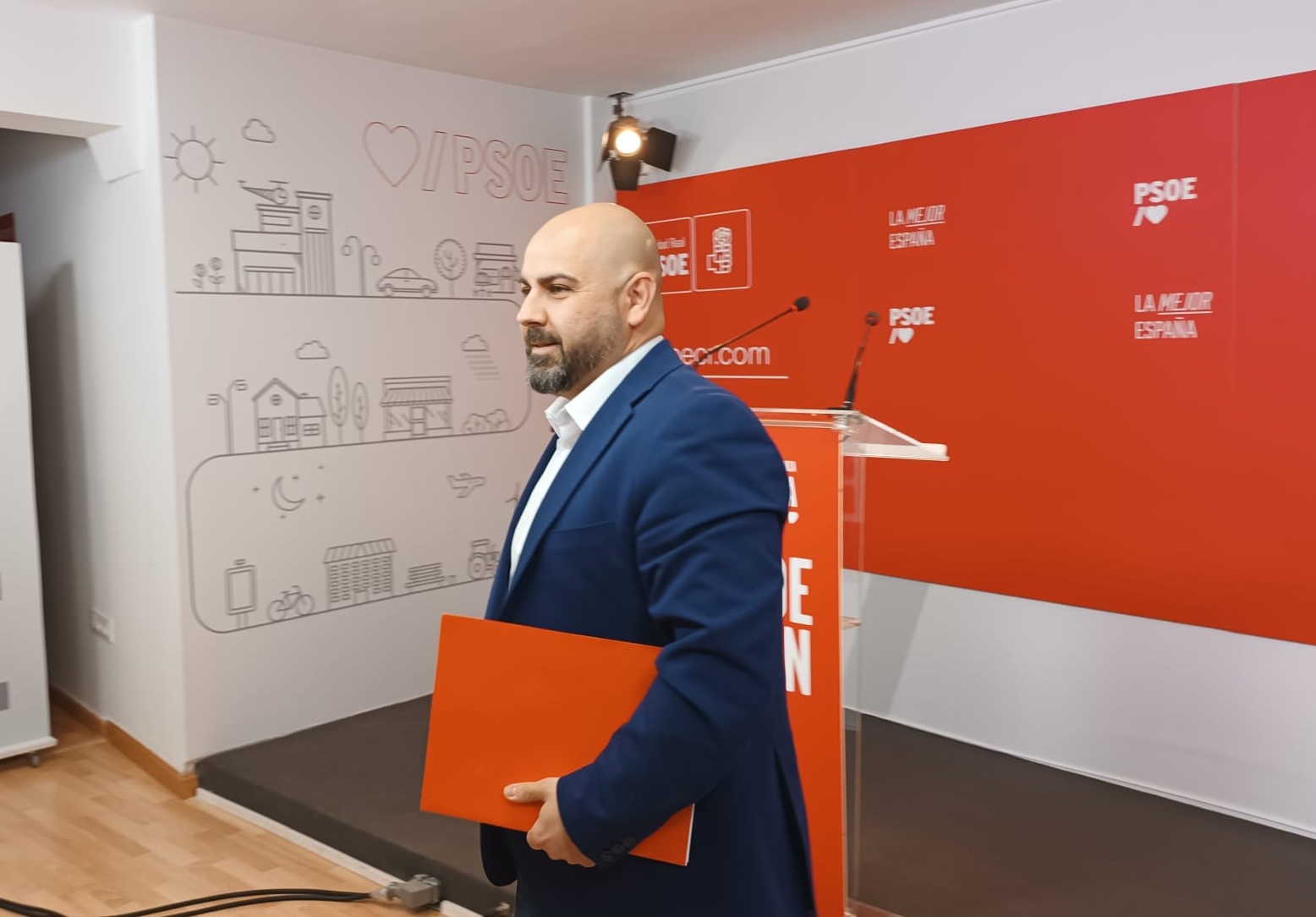 Francisco Barato señala que el PP no defiende al sector agrario en Castilla-La Mancha y a Bruselas “llega tarde”