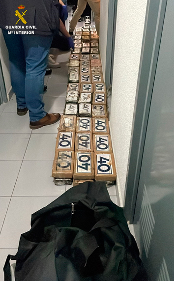 La Guardia Civil desarticula una organización criminal que operaba en varias provincias dedicada al tráfico de drogas 6 detencionpersonasdrogas 7