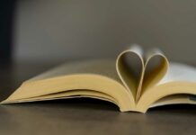 Día del Libro: las palabras que siguen respirando