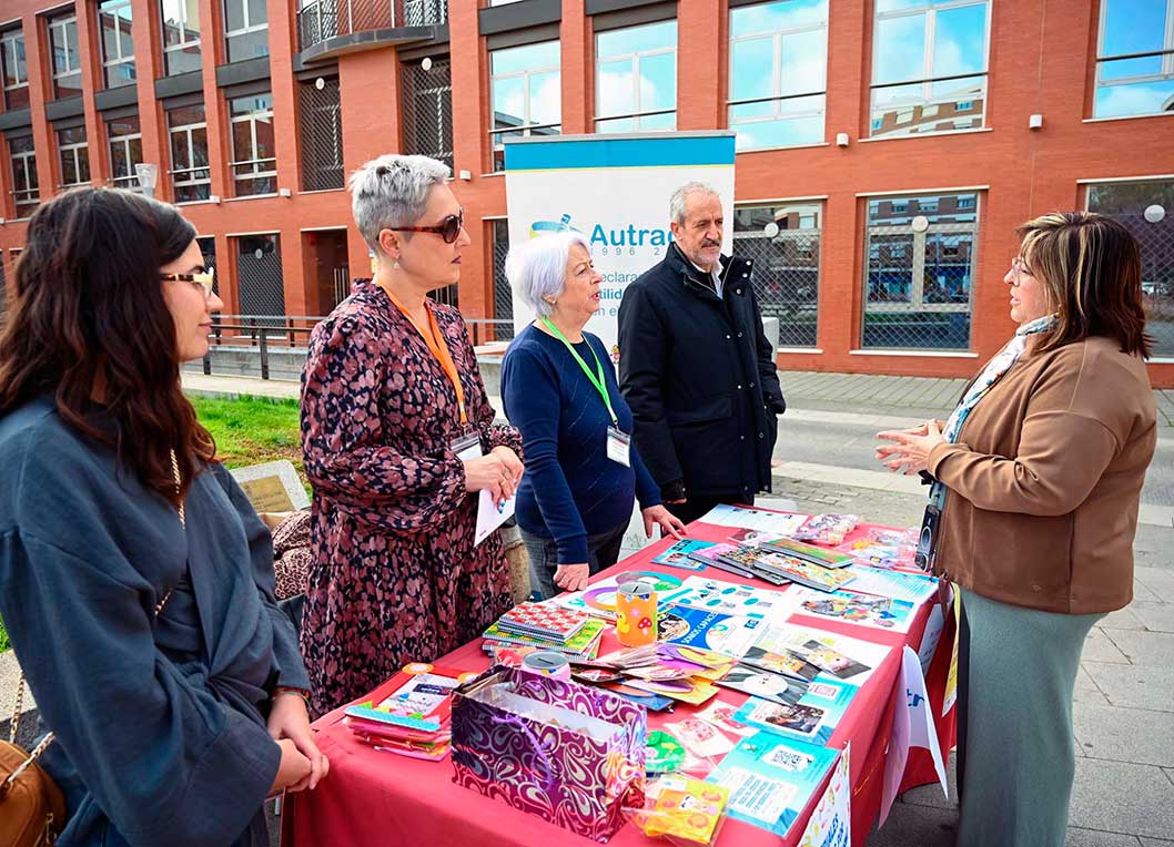 La Diputación de Ciudad Real colabora con Autrade con motivo del Día Internacional del Autismo