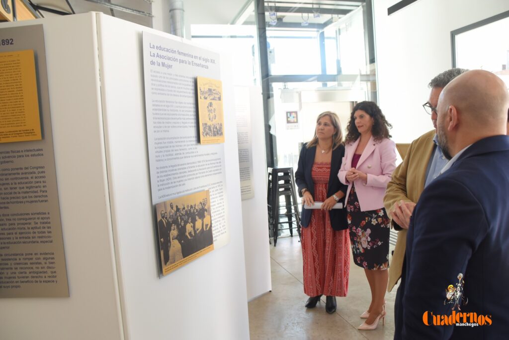 exposicion sugragistas 20 10