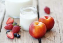 El programa de reparto de fruta, hortaliza y leche, además de inculcar hábitos saludables entre la población escolar, pone en valor el trabajo de agricultores y ganaderos