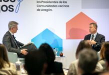 García-Page presenta, en Zaragoza, a una región que es líder en España en confianza empresarial y se sitúa a 10 puntos de la media nacional