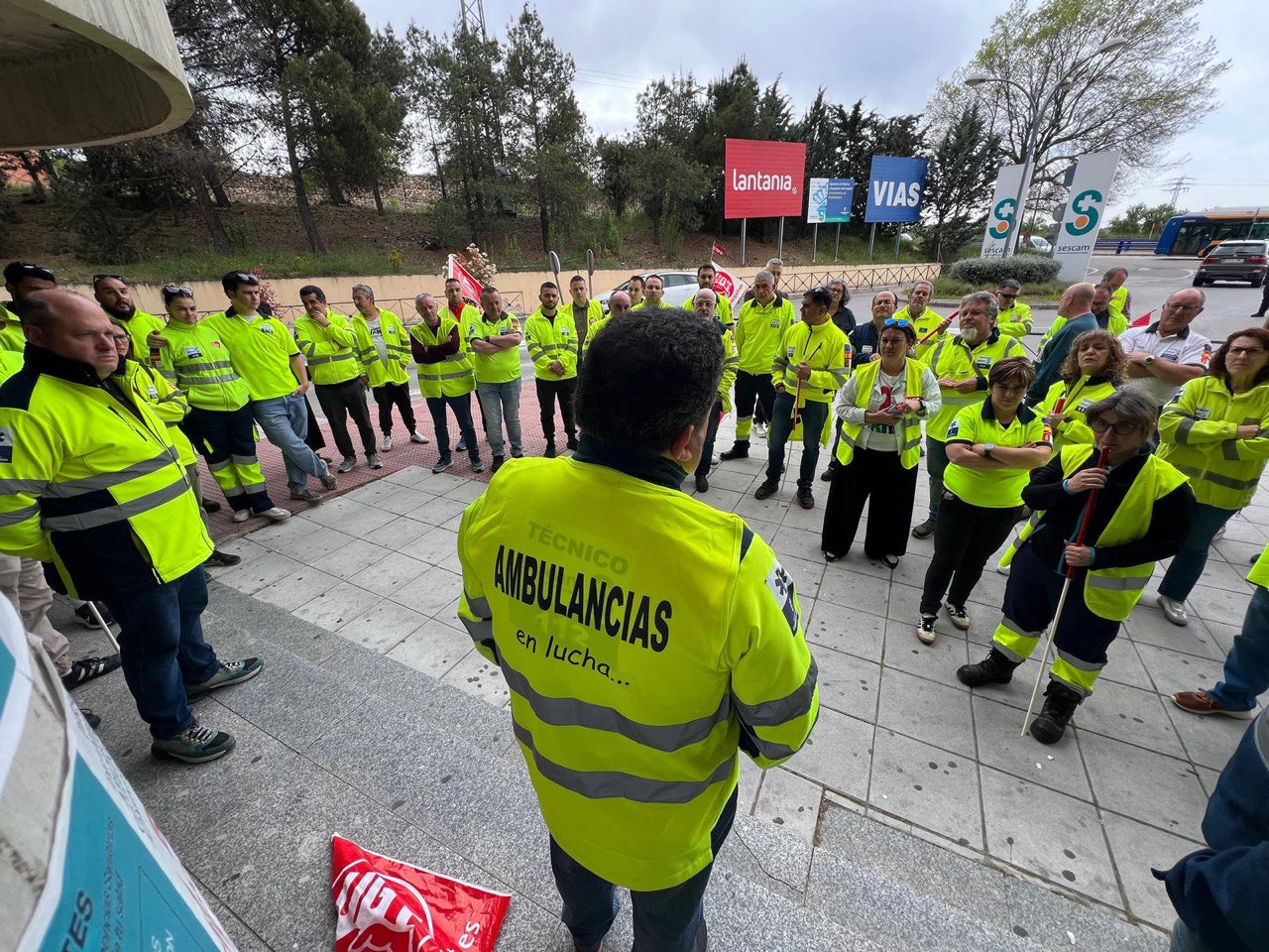 El transporte sanitario realiza una nueva jornada de paro con la vista puesta en la reunión prevista con el Sescam