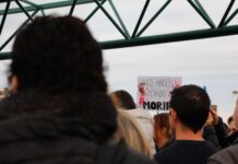 Amnistía Internacional denuncia que «una respuesta institucional negligente provocó una grave vulneración de los derechos humanos de miles de personas»