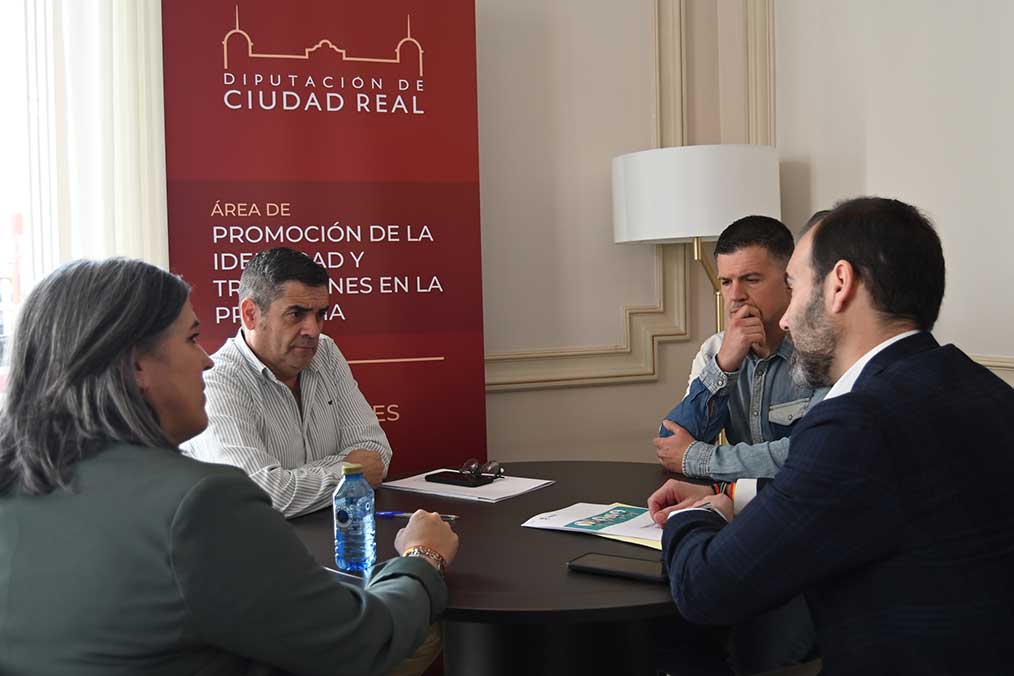 Luis Alberto Marín se interesa por los nuevos proyectos deportivos en Tomelloso para 2025