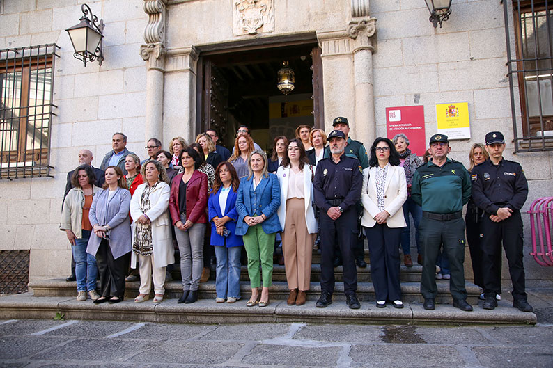 Milagros Tolón muestra su repulsa por los asesinatos por violencia de género de dos mujeres en Huelva y La Rioja