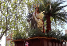 Consejos para no sufrir lesiones al participar como costaleros y tamborileros durante la Semana Santa