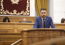 Sánchez Requena destaca una ley demandada por las OPAS “para seguir defendiendo lo mejor posible a nuestros agricultores y ganaderos”