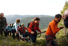 El Gobierno de CLM celebra una jornada formativa sobre el uso de la silla ‘Joëlette’ en el Parque Natural Lagunas de Ruidera fomentando el senderismo inclusivo