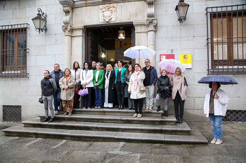 Milagros Tolón condena el asesinato por violencia de género de una mujer en Las Palmas