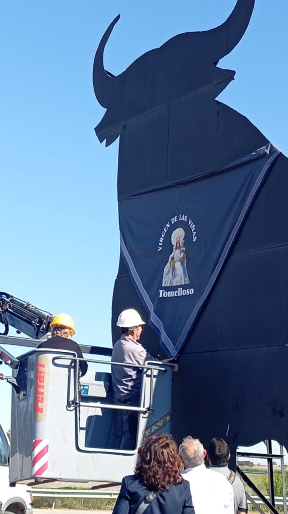 toroosborne panuelo romeria tomelloso 2025 02