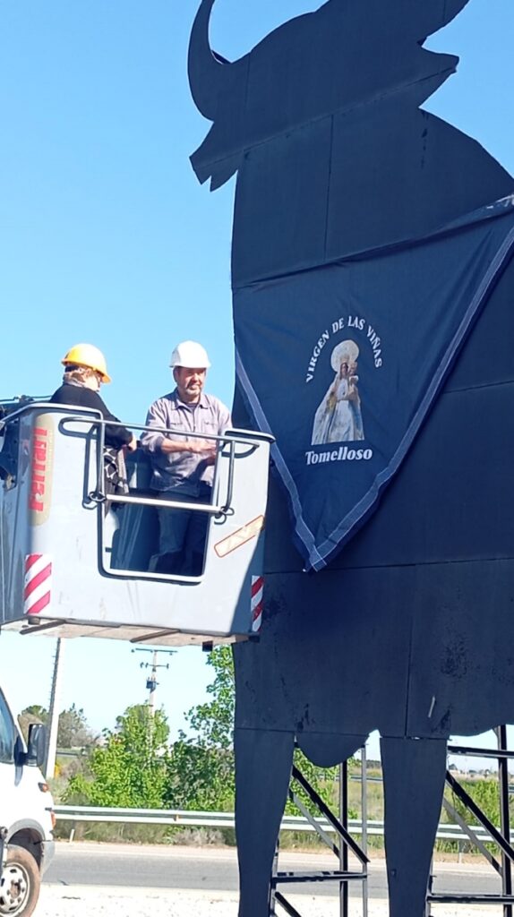 toroosborne panuelo romeria tomelloso 2025 09