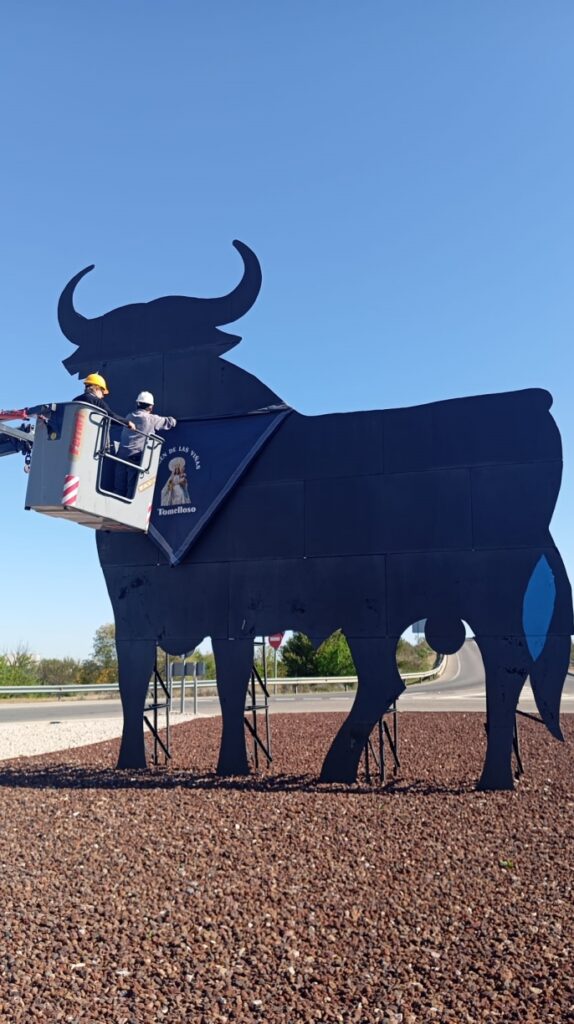 toroosborne panuelo romeria tomelloso 2025 19