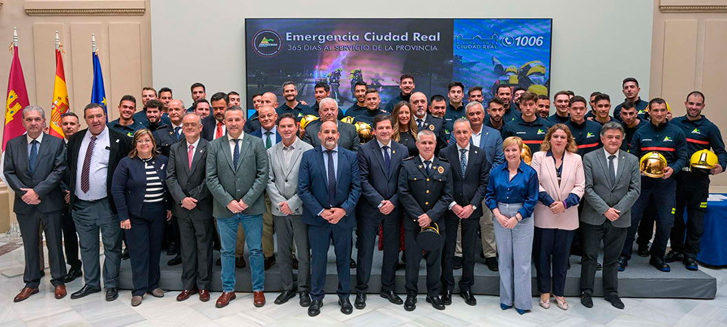 Valverde destaca en el acto de incorporación de los nuevos 30 bomberos el compromiso continuo de la Diputación con el fortalecimiento de Emergencia Ciudad Real