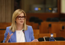 El PSOE celebra “que el PP diga sí” al texto del nuevo Estatuto y afirma que es “un día para estar contentos”