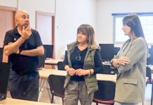 El Ayuntamiento de Mota del Cuervo se interesa por el aula informatizada de la DGT de Tomelloso