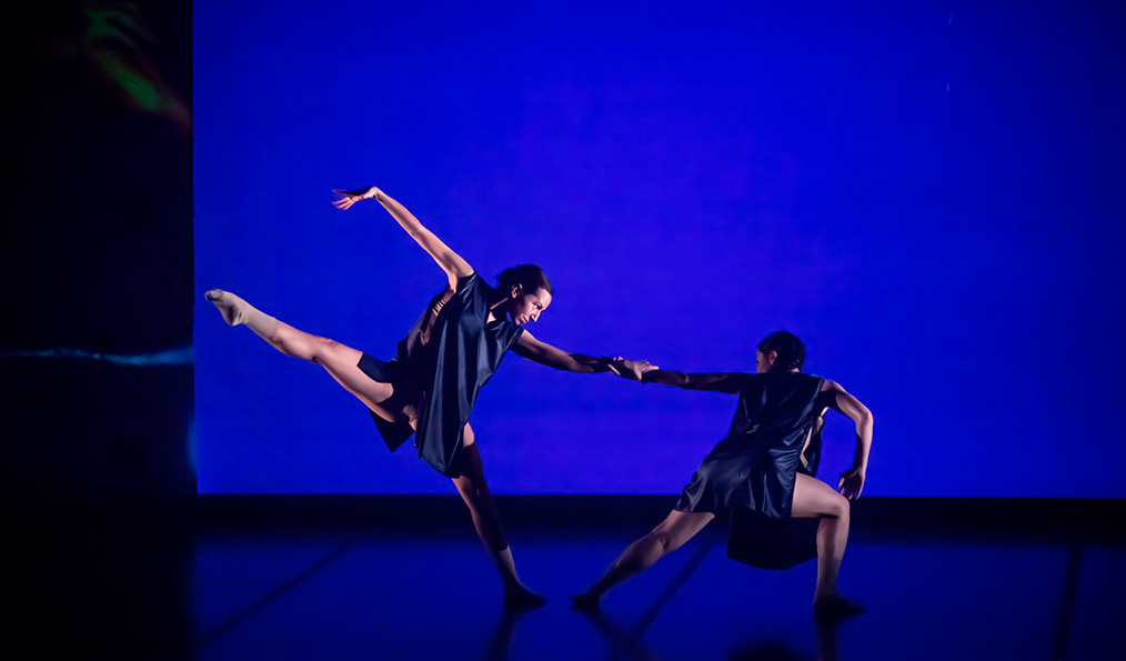 ‘Pasado, presente y futuro’ de caraBdanza, este viernes en el teatro de Valdepeñas