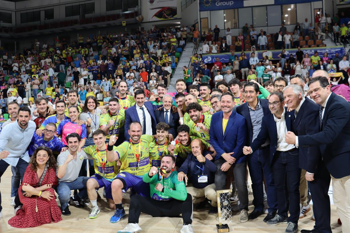 El Balonmano Caserío de Ciudad Real consigue el ascenso a la liga Asobal