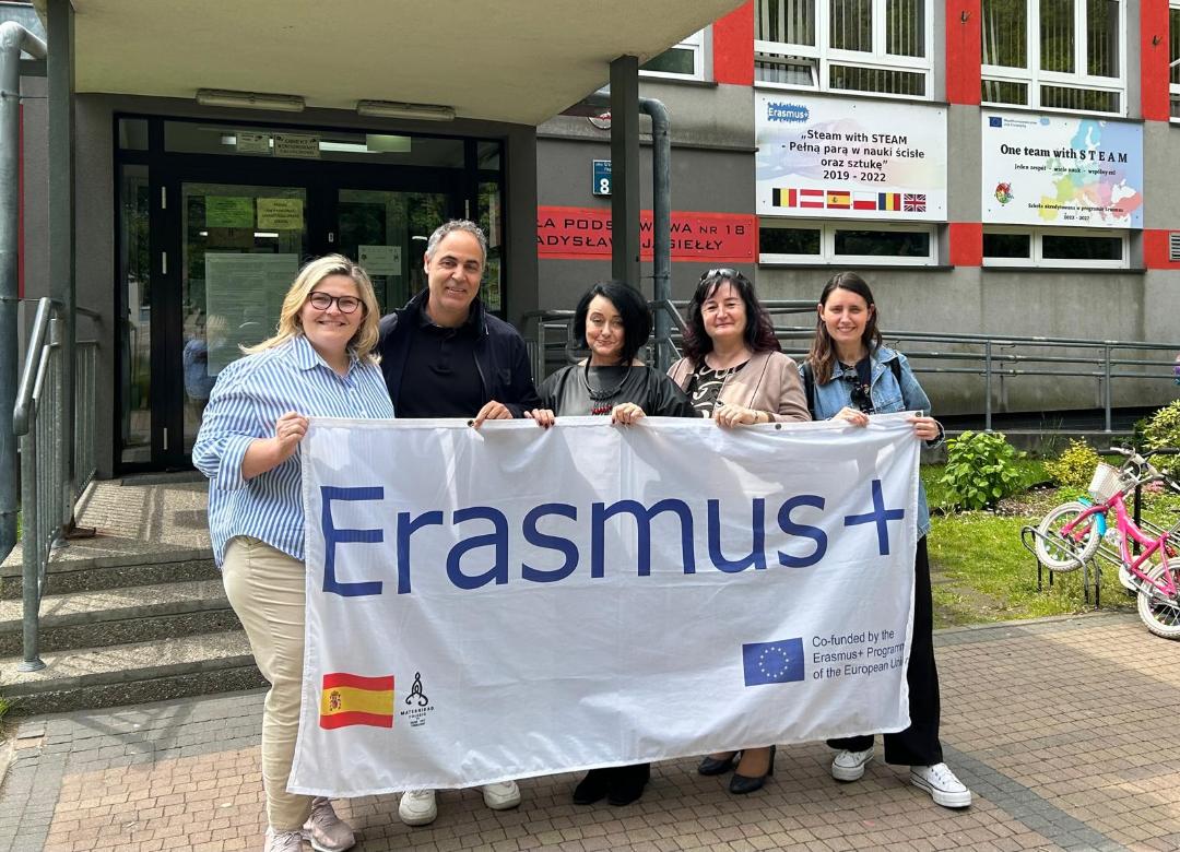 El CEIP Maternidad vuela a Polonia