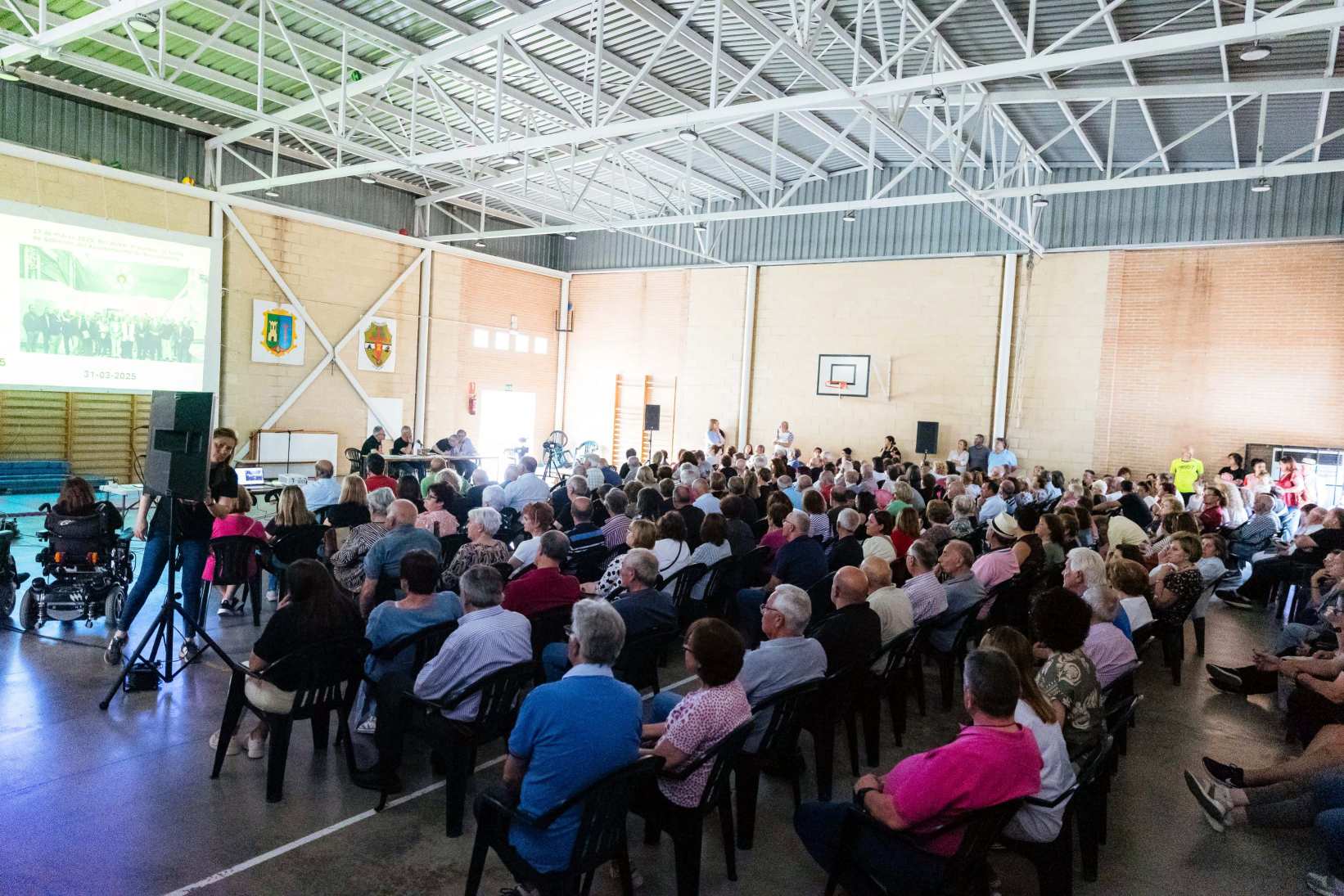 Más de 250 vecinos de Socuéllamos participan en una charla informativa sobre los riesgos de las plantas de biometano y residuos médicos