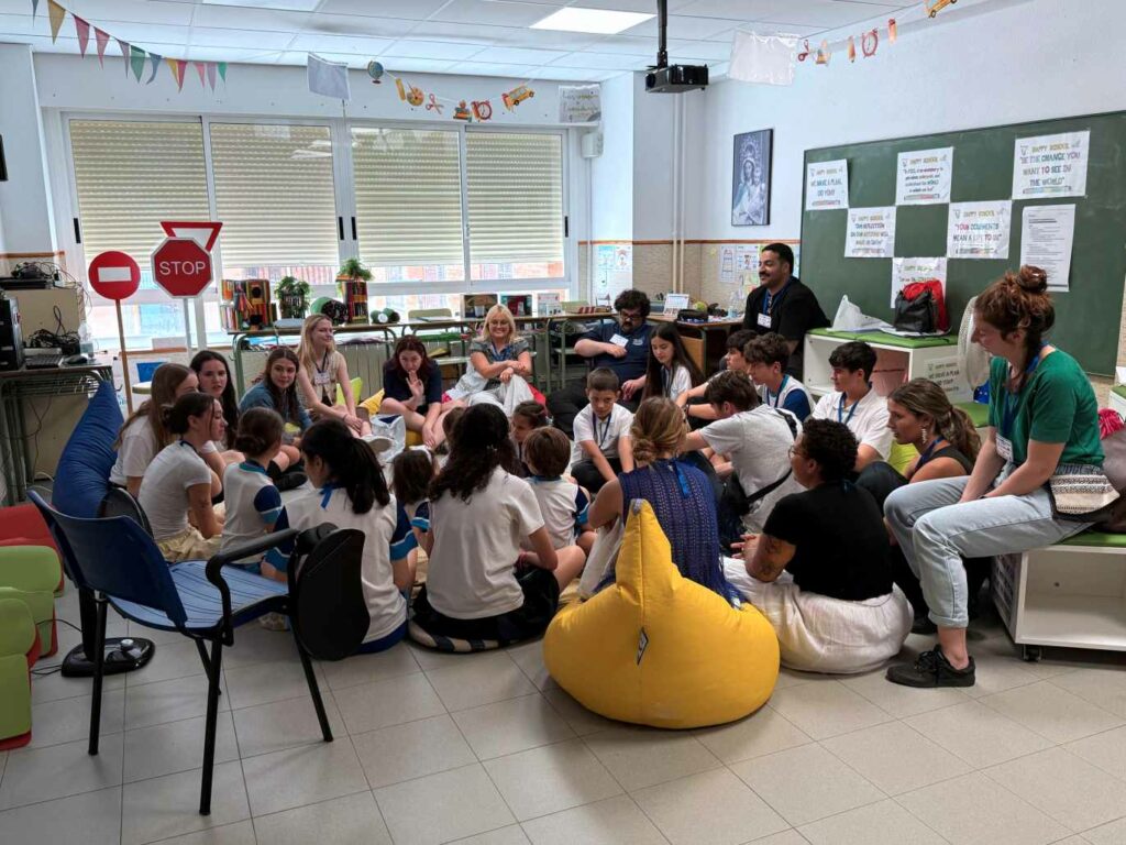 colegio nuestra senora copnsolacion acoge estudiantes eeuu 7