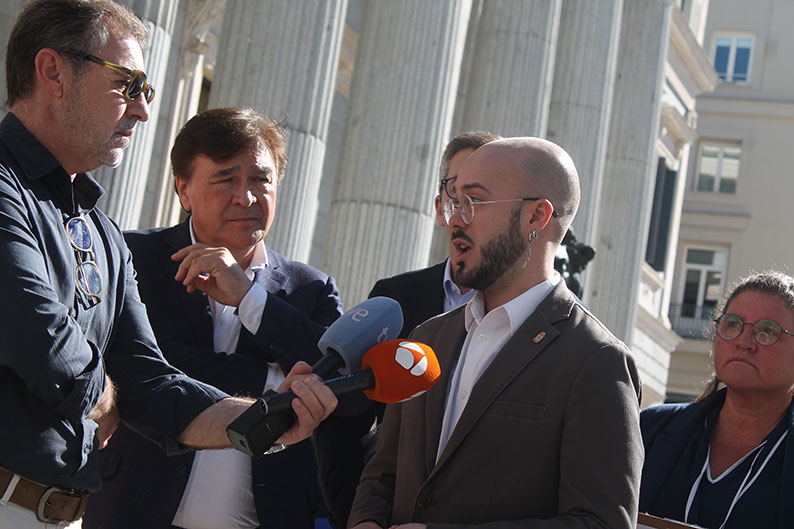 Cuenca Ahora lleva al Congreso el recorte de paradas de autobús que dejará incomunicados a más de 40 municipios conquenses