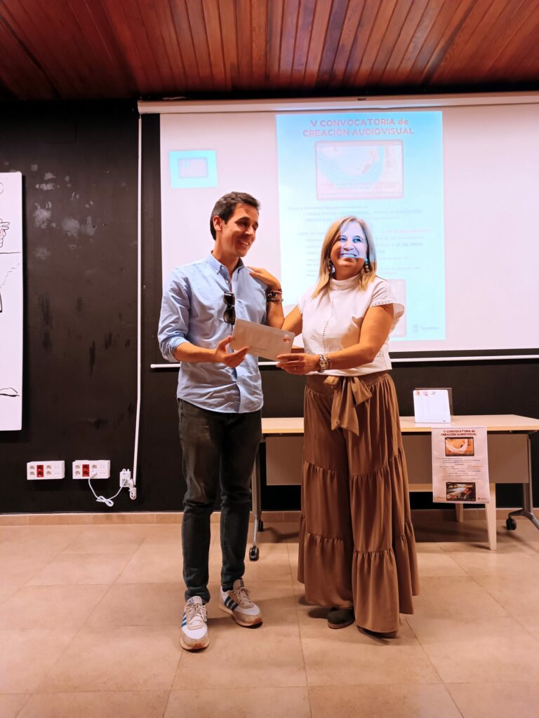 entregados cheques regalo tomelloso biblioteca 3