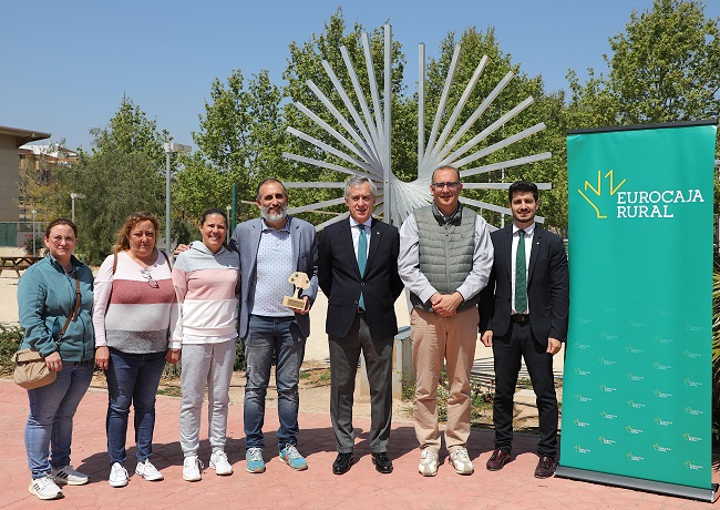 El IES Andreu Alfaro de Paiporta recibe una 'Ayuda DANA' de Fundación Eurocaja Rural por su proyecto 