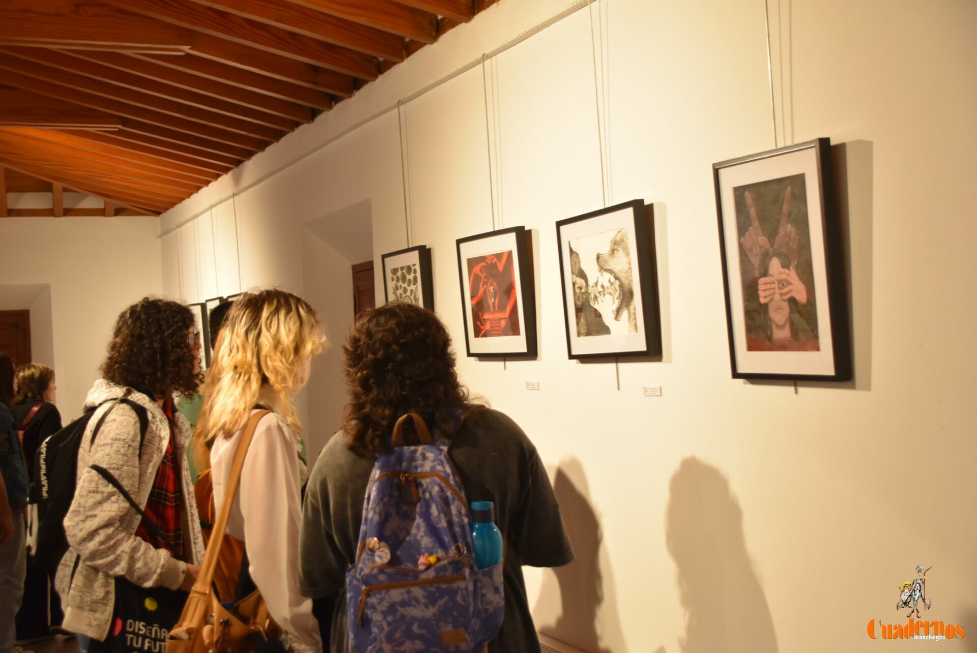 La Posada de los Portales alberga desde hoy una brillante y talentosa exposición de las obras del alumnado de bachillerato de Arte y CFGS de Ilustración de la Escuela de Artes 