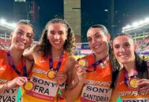 El presidente de la Diputación de Ciudad Real felicita a Paula Sevilla por las históricas medallas que ha logrado en el Mundial de Atletismo de China