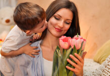 ¿Por qué se celebra cada año en España el Día de la Madre en distintas fechas?