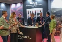 El presidente de FENAVIN traslada a bodegas y expositores que escuchará al sector para mejorar la feria