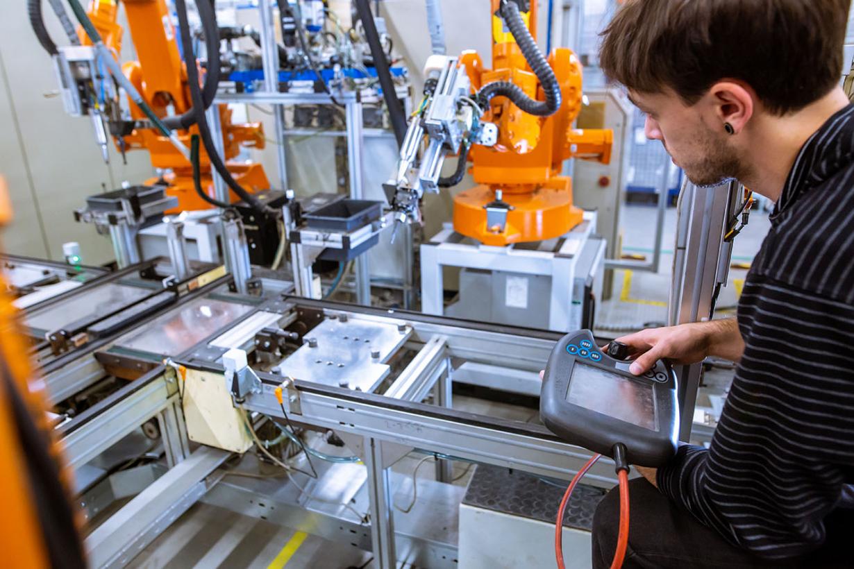 Mañana, 30 de mayo de 2025, se publica la consulta previa sobre la nueva Ley de Formación Profesional de Castilla-La Mancha              