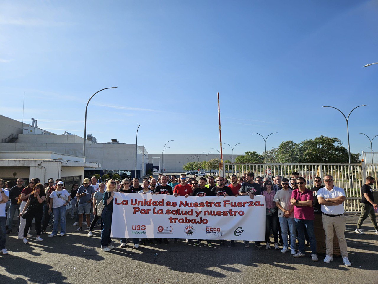 La plantilla de Vestas consigue parar la producción en la primera jornada de huelga completa