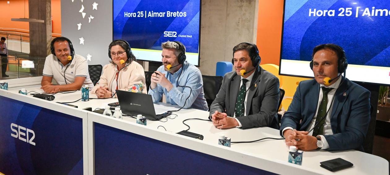 El presidente de la Diputación de Ciudad Real pone en valor la profesionalización y el impacto comercial de FENAVIN en una entrevista en “Hora 25” de la Cadena SER